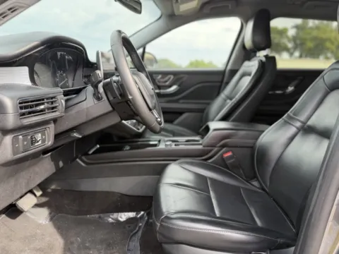 More photos of 2022 Lincoln Corsair Standard at Tri-State Motor Company, AR