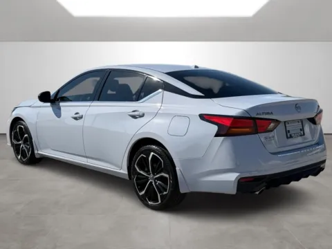 More photos of 2023 Nissan Altima 2.5 SR at Tri-State Motor Company, AR