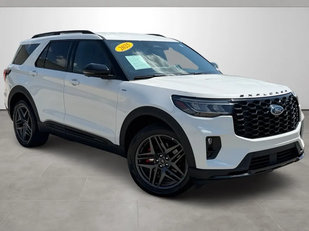 White 2025 Ford Explorer ST-Line for sale in Blytheville, AR