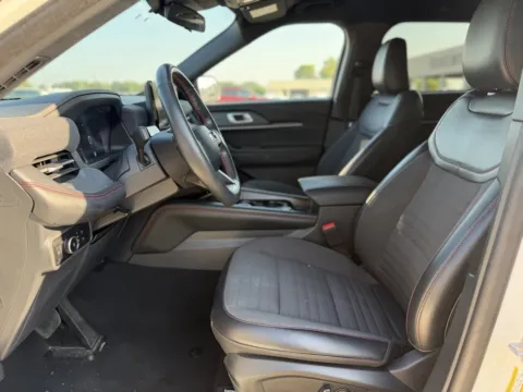 More photos of 2025 Ford Explorer ST-Line at Tri-State Motor Company, AR