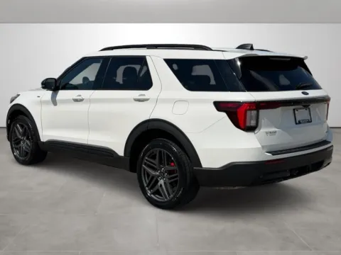More photos of 2025 Ford Explorer ST-Line at Tri-State Motor Company, AR