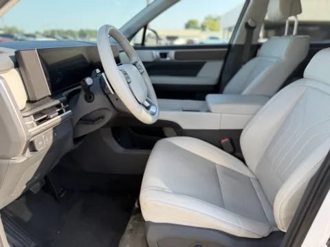 More photos of 2025 Hyundai SANTA FE Hybrid SEL at Tri-State Motor Company, AR
