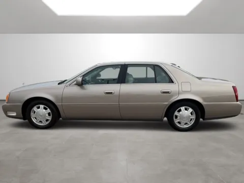 More photos of 2004 Cadillac DeVille at Tri-State Motor Company, AR
