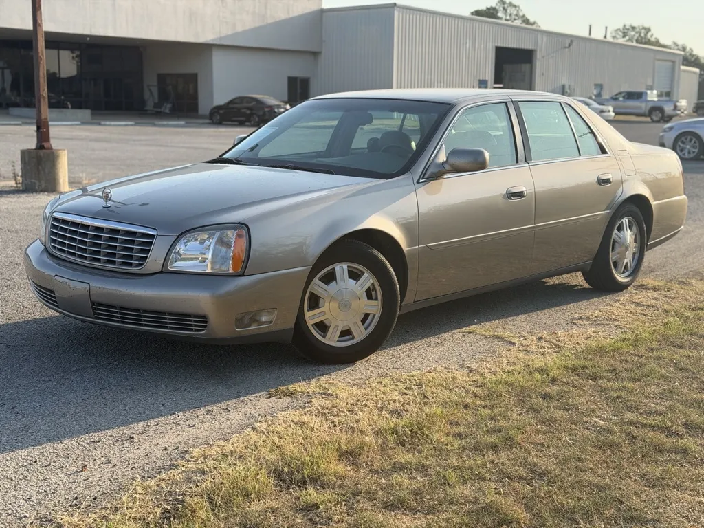 Beige 2004 Cadillac DeVille for sale in Blytheville, AR