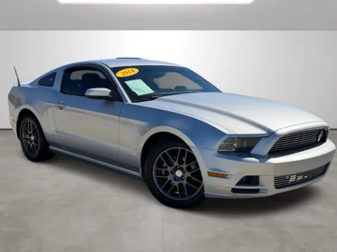 Silver 2014 Ford Mustang V6 Premium for sale in Blytheville, AR