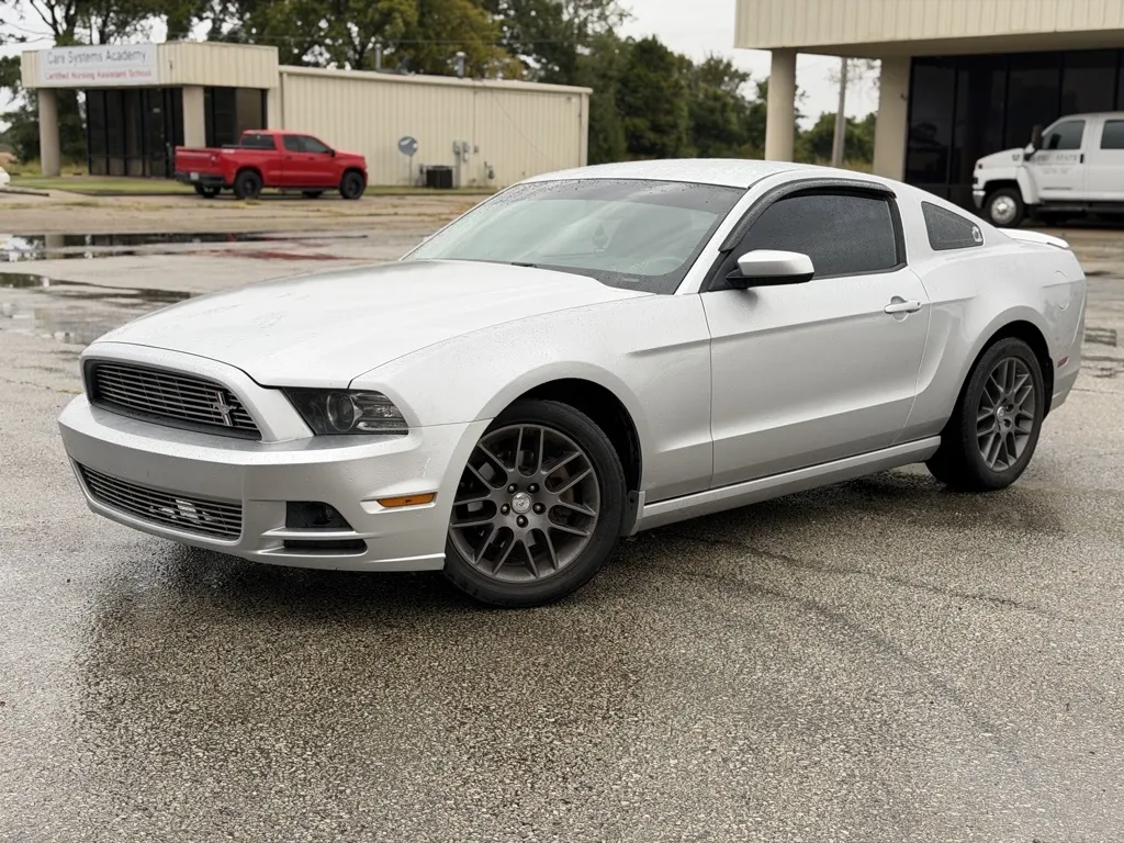 Silver 2014 Ford Mustang V6 Premium for sale in Blytheville, AR