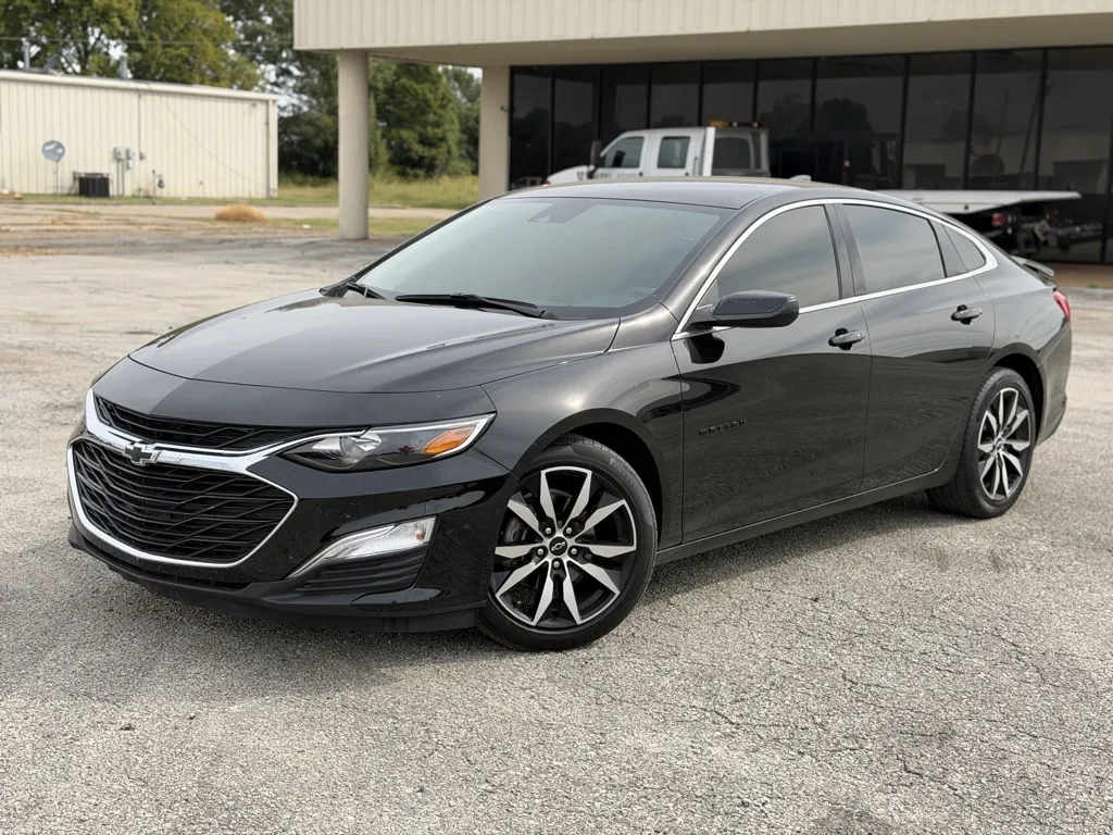 Black 2024 Chevrolet Malibu RS for sale in Blytheville, AR