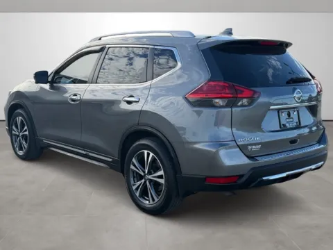 More photos of 2017 Nissan Rogue SL at Tri-State Motor Company, AR