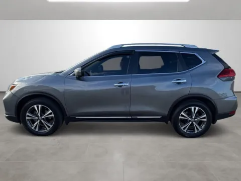 More photos of 2017 Nissan Rogue SL at Tri-State Motor Company, AR