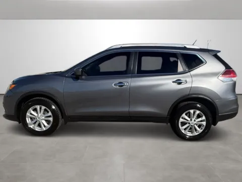 More photos of 2016 Nissan Rogue SV at Tri-State Motor Company, AR