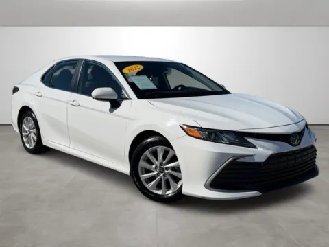 White 2022 Toyota Camry LE for sale in Blytheville, AR