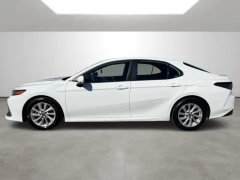 More photos of 2022 Toyota Camry LE at Tri-State Motor Company, AR