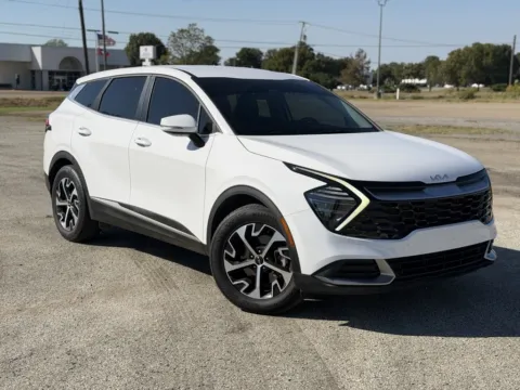 White 2025 Kia Sportage EX for sale in Blytheville, AR
