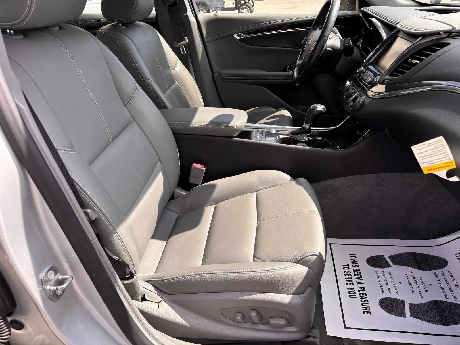 2017 Chevrolet Impala 1LT - Photo 23