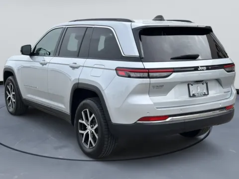 More photos of 2024 Jeep Grand Cherokee Limited at Tri-State Motor Company, AR