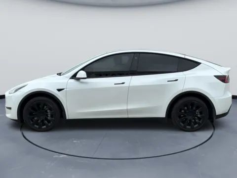 More photos of 2021 Tesla Model Y Long Range at Tri-State Motor Company, AR