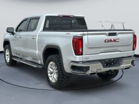 More photos of 2019 GMC Sierra 1500 SLT at Tri-State Motor Company, AR