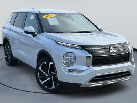 White 2024 Mitsubishi Outlander SE for sale in Blytheville, AR