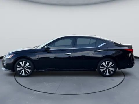 More photos of 2019 Nissan Altima 2.5 SL at Tri-State Motor Company, AR