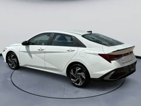 More photos of 2025 Hyundai ELANTRA SEL Sport at Tri-State Motor Company, AR