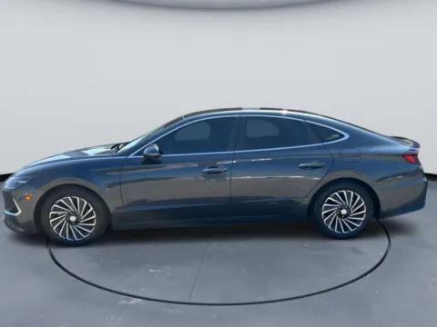 More photos of 2021 Hyundai SONATA Hybrid Limited at Tri-State Motor Company, AR