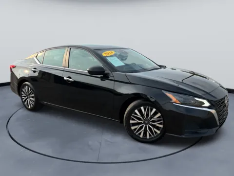 Black 2024 Nissan Altima 2.5 SV for sale in Blytheville, AR