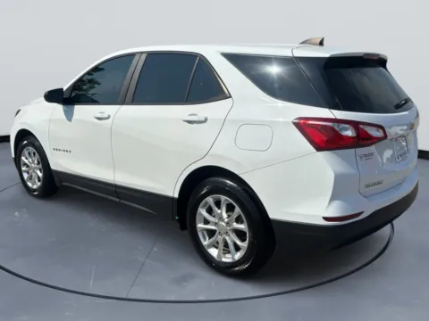 More photos of 2020 Chevrolet Equinox LS at Tri-State Motor Company, AR