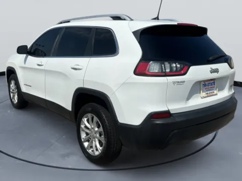 More photos of 2019 Jeep Cherokee Latitude at Tri-State Motor Company, AR