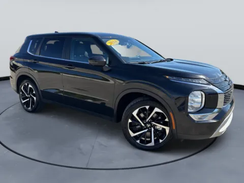 Black 2024 Mitsubishi Outlander for sale in Blytheville, AR