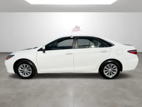 More photos of 2017 Toyota Camry at Tri-State Motor Company, AR