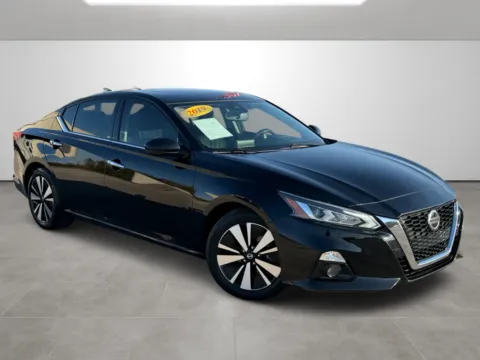 Black 2019 Nissan Altima 2.5 SL for sale in Blytheville, AR
