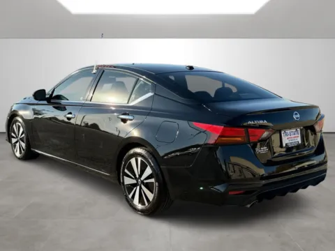 More photos of 2019 Nissan Altima 2.5 SL at Tri-State Motor Company, AR
