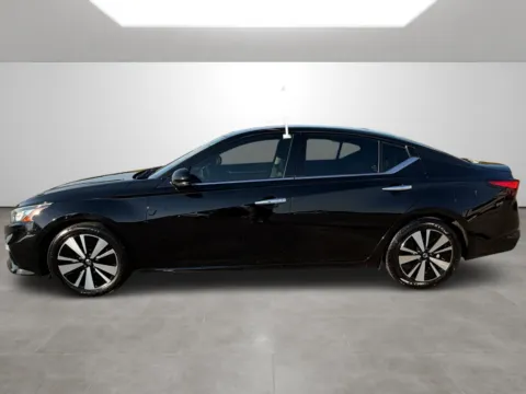 Another view of 2019 Nissan Altima 2.5 SL for sale in Blytheville, AR at Tri-State Motor Company
