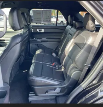 More photos of 2020 Ford Explorer XLT Sport Utility 4D at Bumble Auto - Elkridge, MD