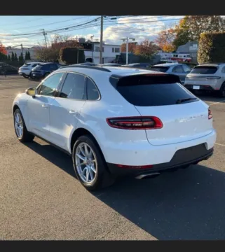 Photos of 2018 Porsche Macan Sport Utility 4D for sale in Elkridge, MD at Bumble Auto - Elkridge