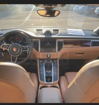 More photos of 2018 Porsche Macan Sport Utility 4D at Bumble Auto - Elkridge, MD