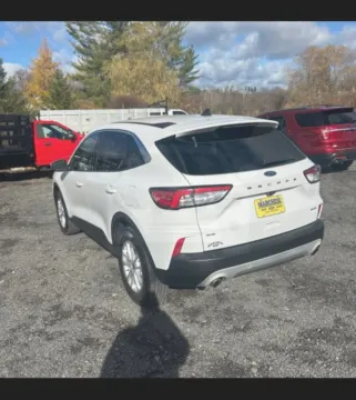 Photos of 2020 Ford Escape SE Sport Utility 4D for sale in Elkridge, MD at Bumble Auto - Elkridge