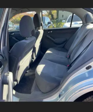 More photos of 2005 Honda Civic Hybrid Sedan 4D at Bumble Auto - Elkridge, MD