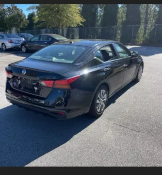 Photos of 2019 Nissan Altima 2.5 S Sedan 4D for sale in Elkridge, MD at Bumble Auto - Elkridge
