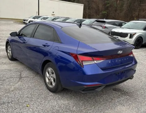 Another view of 2021 Hyundai Elantra SE Sedan 4D for sale in Elkridge, MD at Bumble Auto - Elkridge