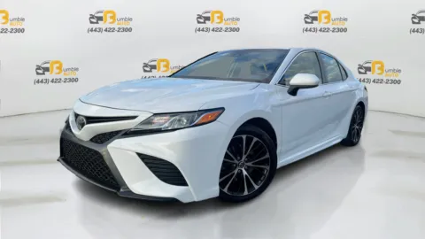 White 2018 Toyota Camry L Sedan 4D for sale in Elkridge, MD