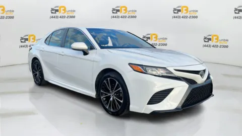 More photos of 2018 Toyota Camry L Sedan 4D at Bumble Auto - Elkridge, MD