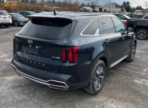 More photos of 2021 Kia Sorento Hybrid EX Sport Utility 4D at Bumble Auto - Elkridge, MD
