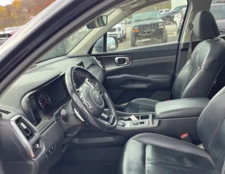 More photos of 2021 Kia Sorento Hybrid EX Sport Utility 4D at Bumble Auto - Elkridge, MD