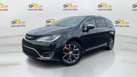 Black 2017 Chrysler Pacifica Limited Minivan 4D for sale in Elkridge, MD