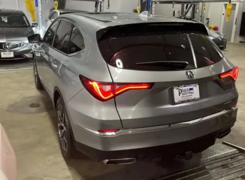 Photos of 2022 Acura MDX SH-AWD w/Technology Pkg Sport Utility 4D for sale in Elkridge, MD at Bumble Auto - Elkridge