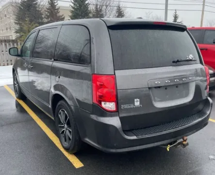 Photos of 2018 Dodge Grand Caravan Passenger SXT Minivan 4D for sale in Elkridge, MD at Bumble Auto - Elkridge