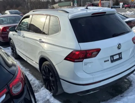 Photos of 2021 Volkswagen Tiguan SE R-Line Black 4MOTION Sport Utility 4D for sale in Elkridge, MD at Bumble Auto - Elkridge