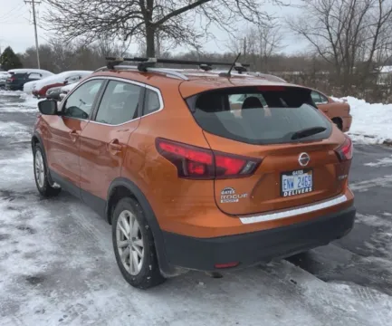 Photos of 2017 Nissan Rogue Sport SV Sport Utility 4D for sale in Elkridge, MD at Bumble Auto - Elkridge