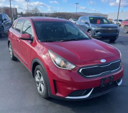 More photos of 2017 Kia Niro FE Wagon 4D at Bumble Auto - Elkridge, MD